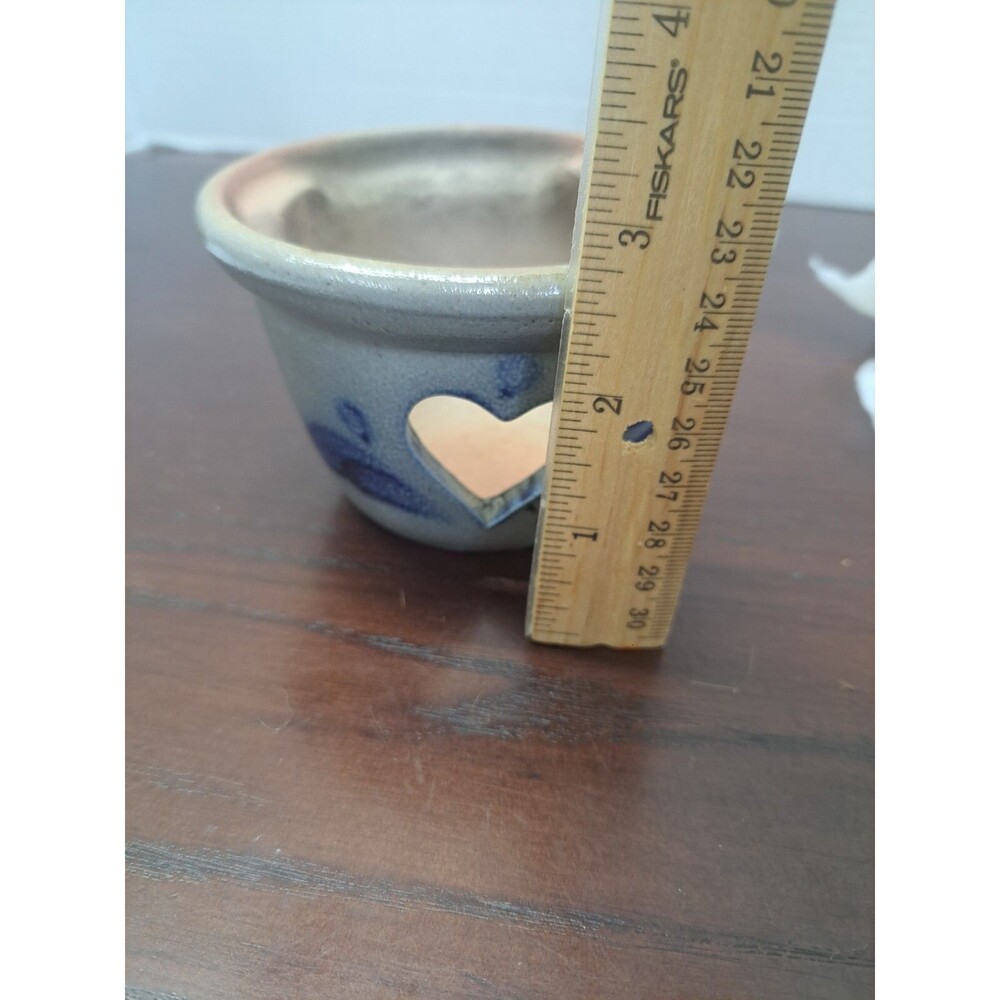 Rowe Pottery Heart Design Candle Tart Warmer Base - Picture 8 of 9